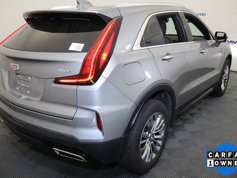 Used 2025 Cadillac XT4 Premium Luxury FWD image 6