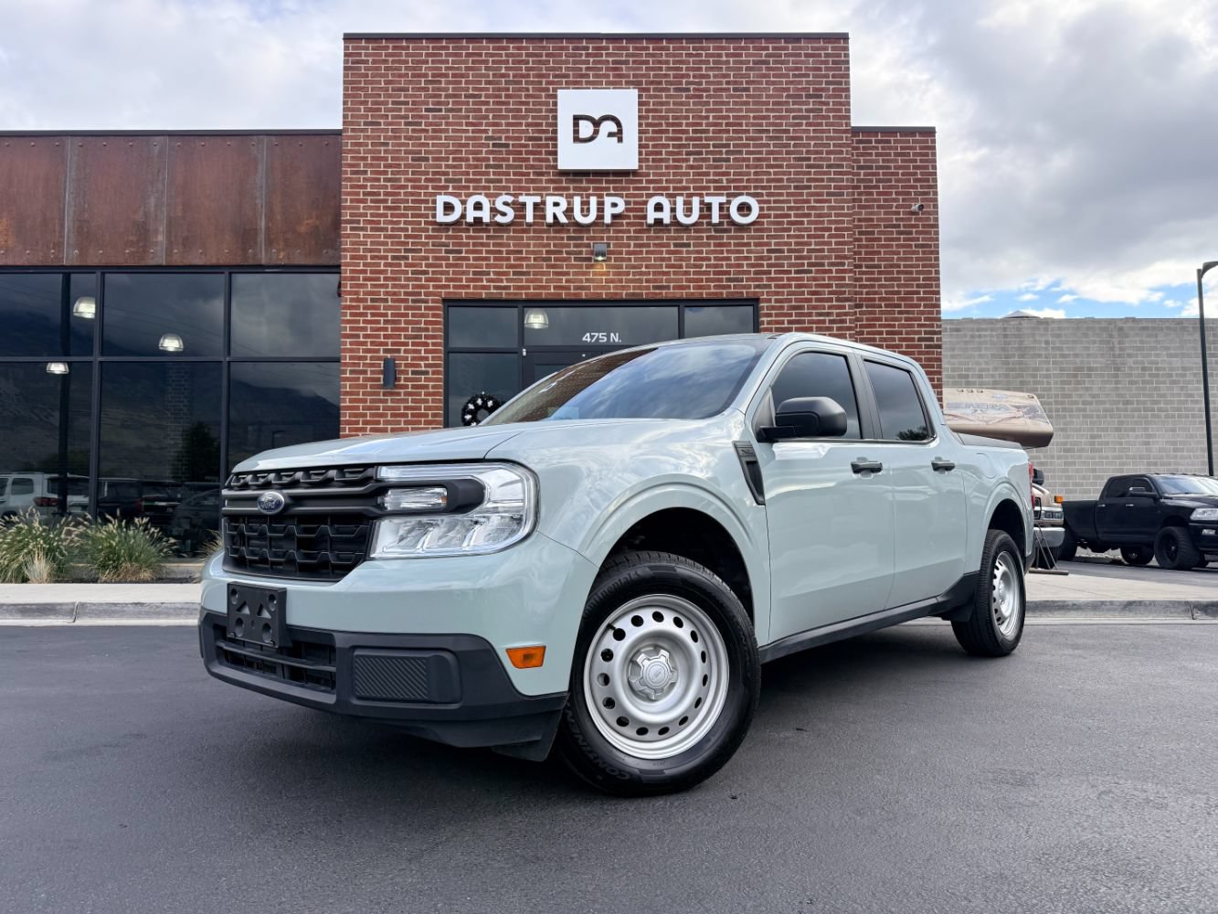 Used 2024 Ford Maverick XL FWD image 1