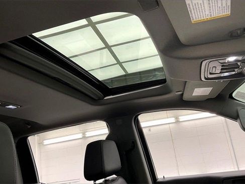 Used 2020 GMC Sierra 1500 SLT w/ SLT Premium Plus Package image 12