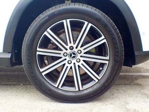 Used 2024 Mercedes-Benz GLE 350 4MATIC image 57