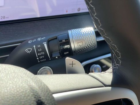 New 2026 Genesis GV80 2.5T Prestige image 12