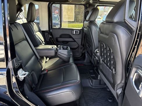 Used 2020 Jeep Wrangler Unlimited Rubicon image 30