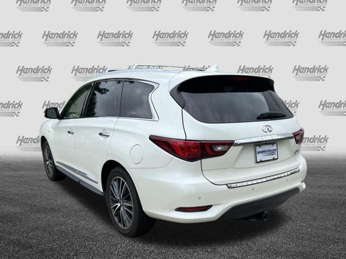 Used 2019 INFINITI QX60 Luxe w/ Sensory Package FWD image 9