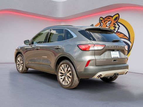 Used 2022 Ford Escape Titanium w/ Class II Trailer Tow Package image 7