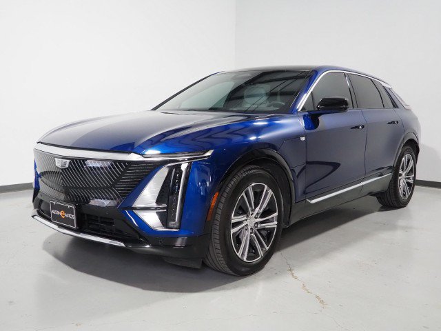 Used 2024 Cadillac Lyriq AWD Luxury w/ LPO, Floor Liner Package image 10