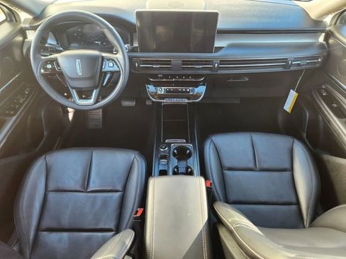 New 2025 Lincoln Corsair AWD w/ Equipment Group 101A image 11