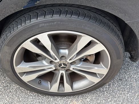 Used 2021 Mercedes-Benz C 300 4MATIC Sedan w/ Premium Package image 12