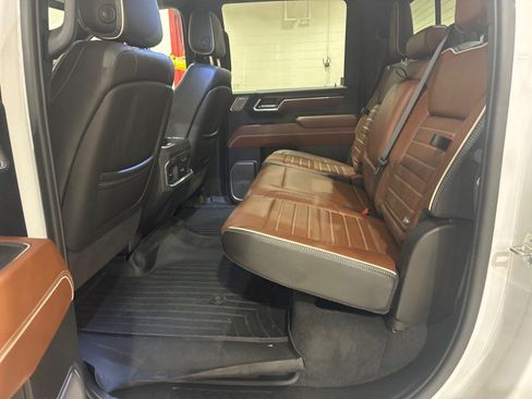 Used 2025 GMC Sierra 2500 Denali Ultimate AWD/4WD image 42
