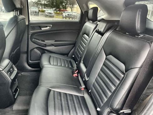 Used 2024 Ford Edge SEL w/ Convenience Package image 25