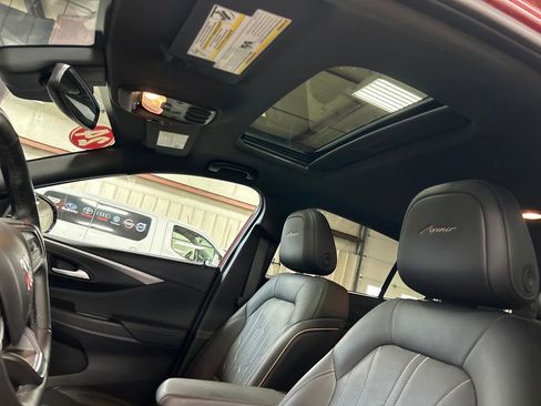 Used 2024 Buick Envista Avenir image 13