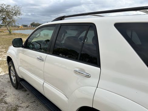 Used 2007 Toyota 4Runner SR5 image 17