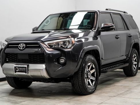 Used 2021 Toyota 4Runner TRD Off-Road Premium image 6