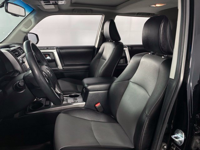 Used 2018 Toyota 4Runner SR5 Premium AWD/4WD image 11