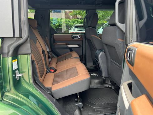 Used 2022 Ford Bronco Outer Banks AWD/4WD image 27