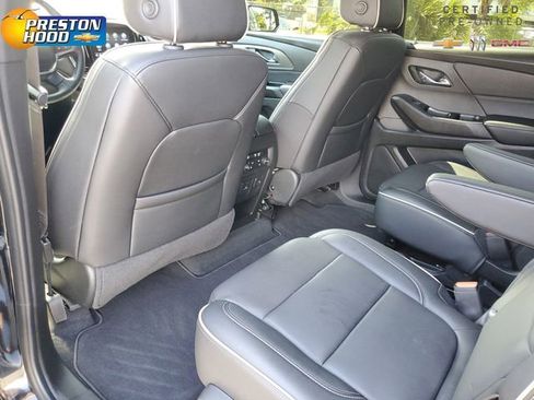 Certified 2023 Chevrolet Traverse Premier w/ Redline Edition image 13