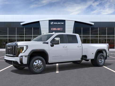 New 2026 GMC Sierra 3500 Denali Ultimate AWD/4WD image 2