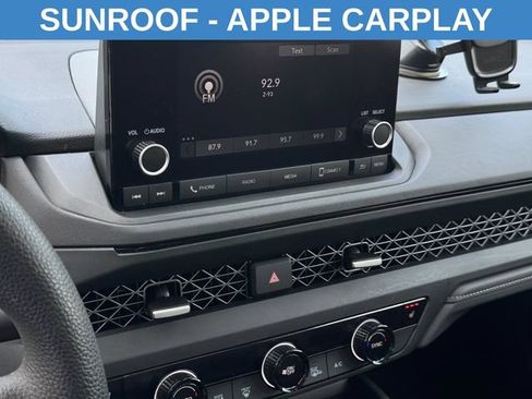 Certified 2023 Honda Accord EX image 16