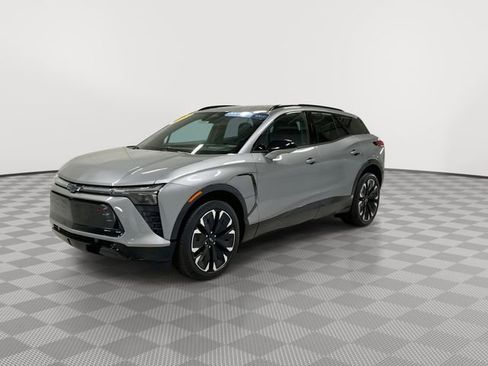 Certified 2025 Chevrolet Blazer EV RS image 5