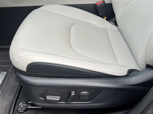 Certified 2023 Kia Sportage EX FWD image 14
