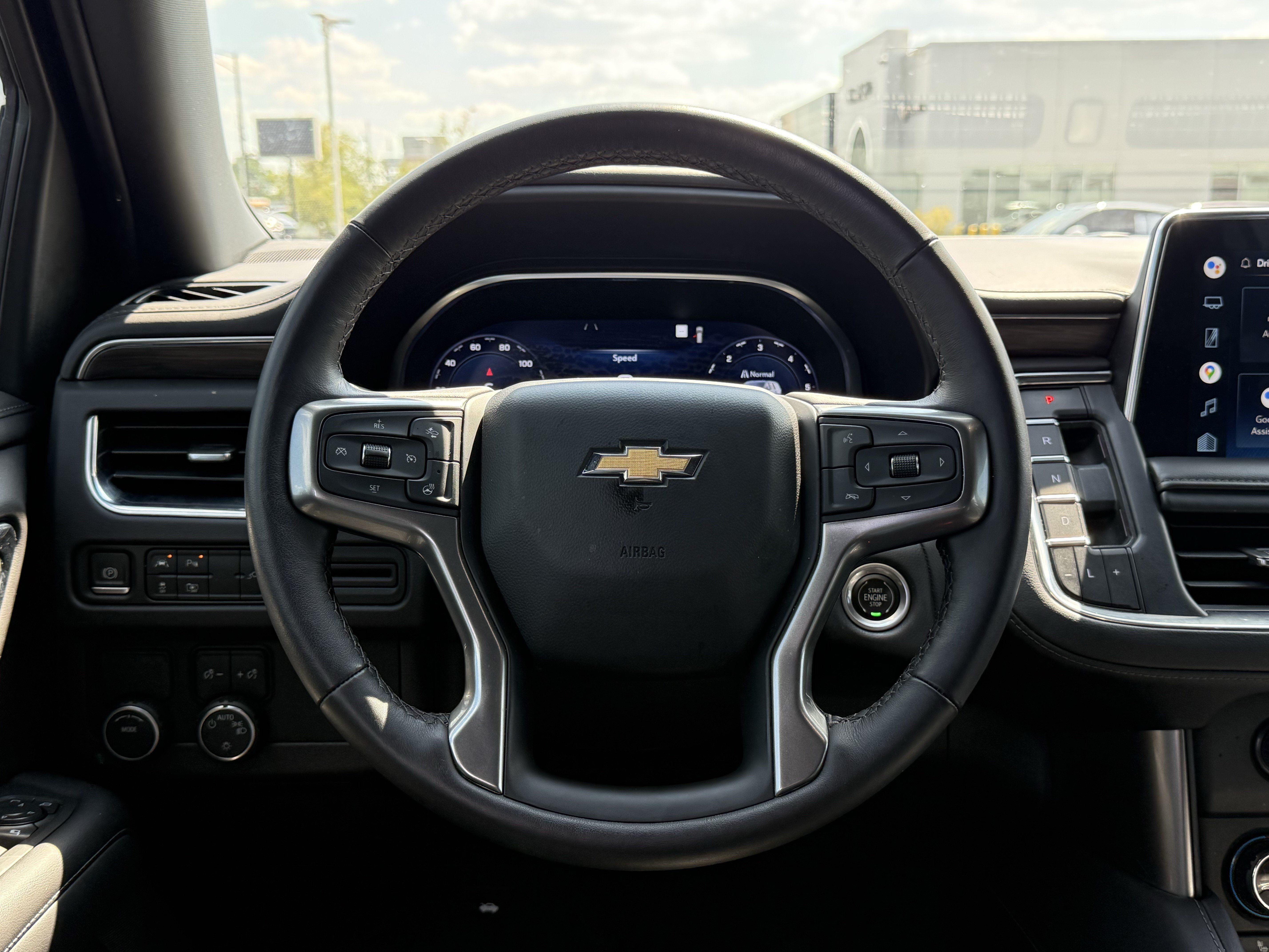 Used 2022 Chevrolet Tahoe LT w/ Luxury Package RWD image 6