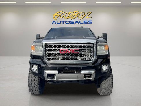 Used 2015 GMC Sierra 2500 Denali image 8