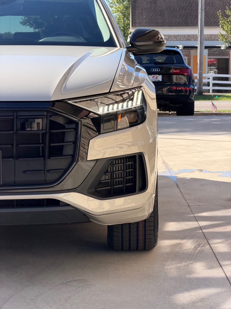 Used 2023 Audi Q8 Premium w/ Convenience Package AWD/4WD image 12