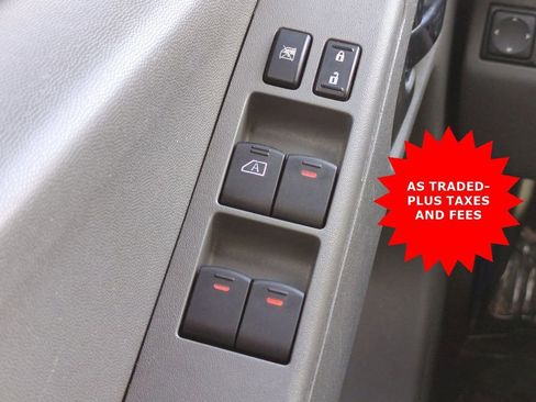 Used 2018 Nissan Frontier SV image 22