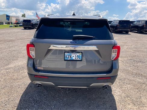 Used 2021 Ford Explorer Limited w/ Equipment Group 301A RWD image 8