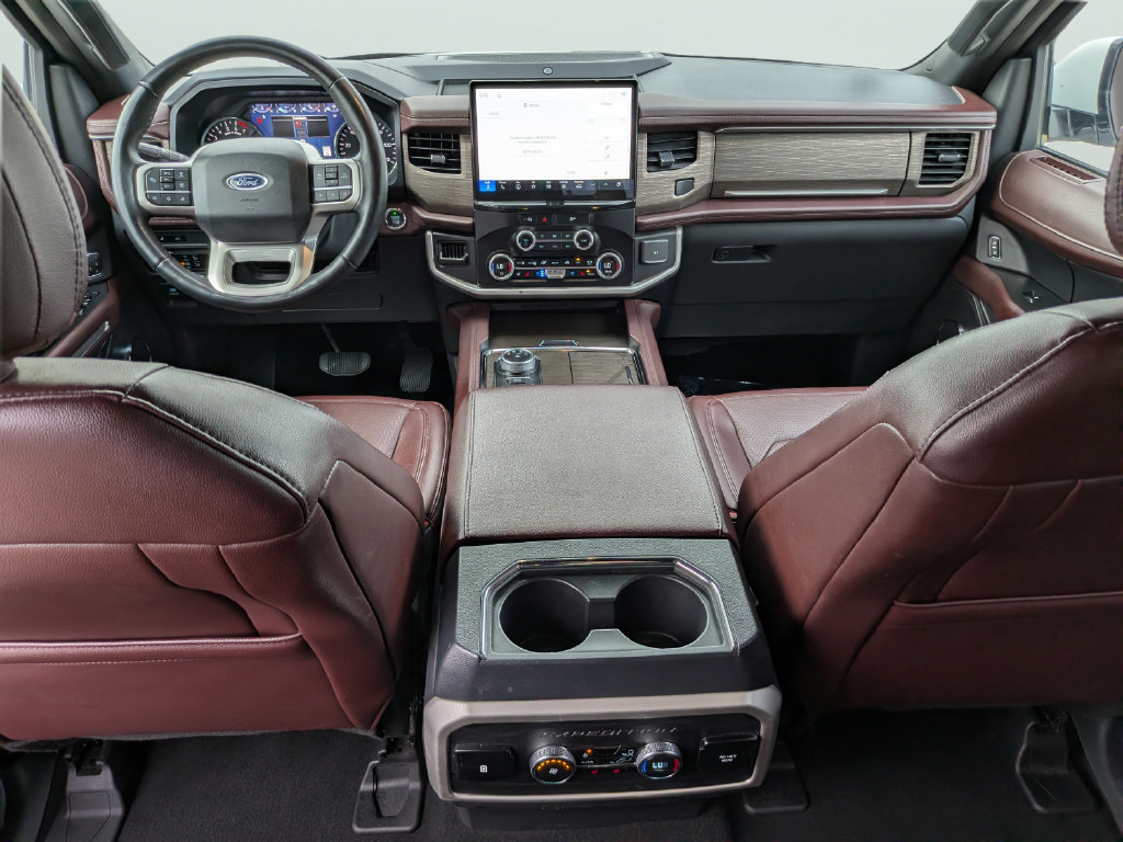 Used 2024 Ford Expedition Limited RWD image 13