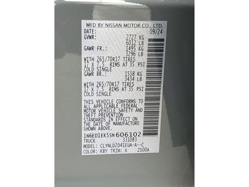 Certified 2025 Nissan Frontier PRO-4X image 15