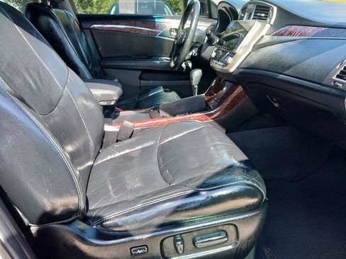 Used 2011 Toyota Avalon FWD image 18