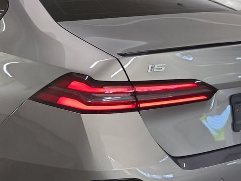 Used 2024 BMW i5 M60 w/ Premium Package AWD/4WD image 33