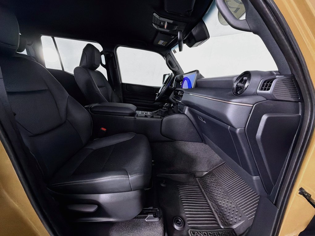 Used 2024 Toyota Land Cruiser AWD/4WD image 28
