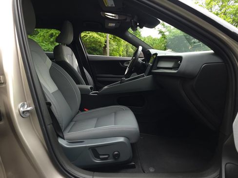 Used 2024 Polestar Polestar 2 AWD/4WD image 19