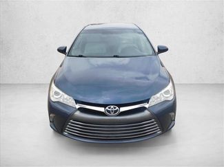 Used 2017 Toyota Camry XLE FWD video 3