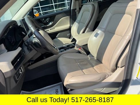 Used 2022 Lincoln Corsair AWD w/ Premium Package image 22
