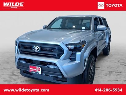 New 2025 Toyota Tacoma SR5