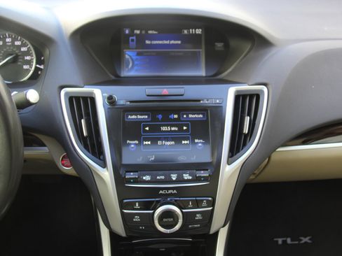 Used 2015 Acura TLX image 16