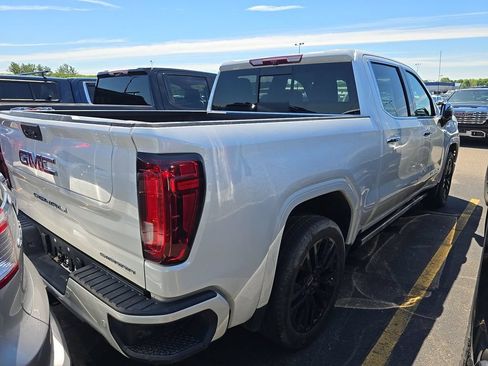 Used 2022 GMC Sierra 1500 Denali AWD/4WD image 3