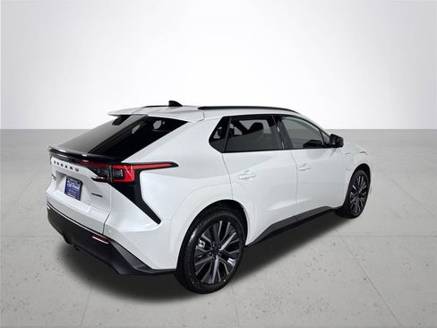 New 2026 Subaru Solterra Limited image 6