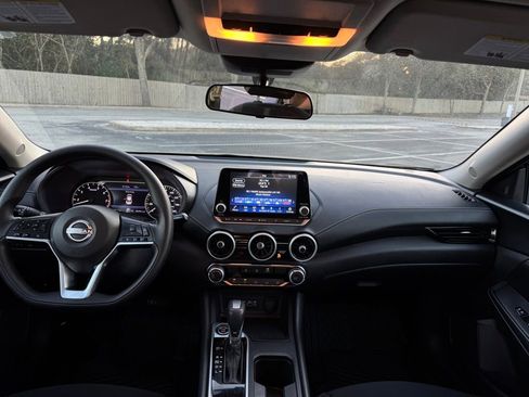 Used 2024 Nissan Sentra SV image 25