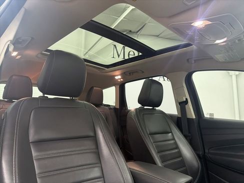 Used 2019 Ford Escape SEL FWD image 29