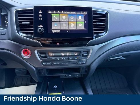 Used 2025 Honda Passport EX-L image 23