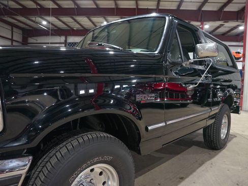Used 1996 Ford Bronco XLT image 37
