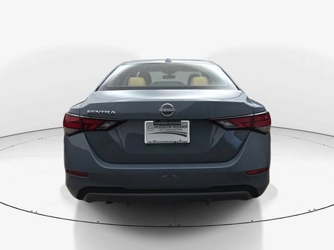 Used 2025 Nissan Sentra SV w/ SV Premium Package FWD image 7