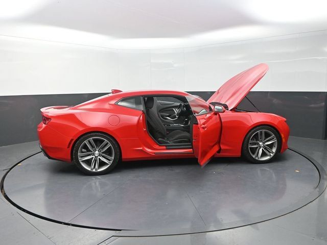 Used 2018 Chevrolet Camaro LT w/ RS Package RWD image 41