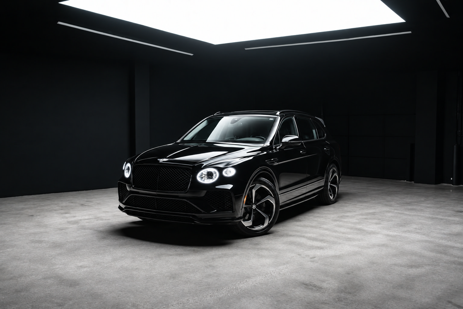 Used 2022 Bentley Bentayga AWD/4WD image 11