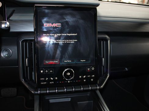 New 2026 GMC Acadia AT4 w/ Luxury Package AWD/4WD image 35