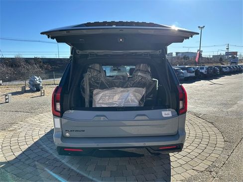 New 2025 Ford Expedition Platinum w/ Stealth Performance Package image 11