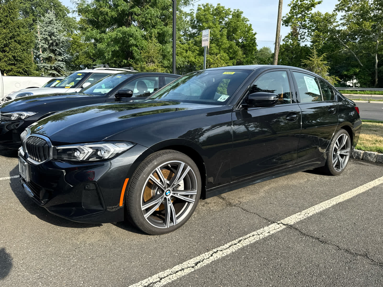 Used 2023 BMW 330i xDrive Sedan w/ Premium Package AWD/4WD image 1